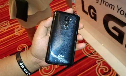 lg_g2_rear