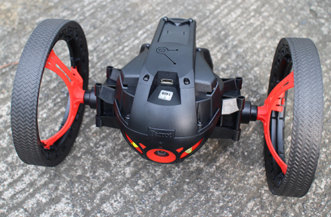 Parrot jumping sumo on sale with camera