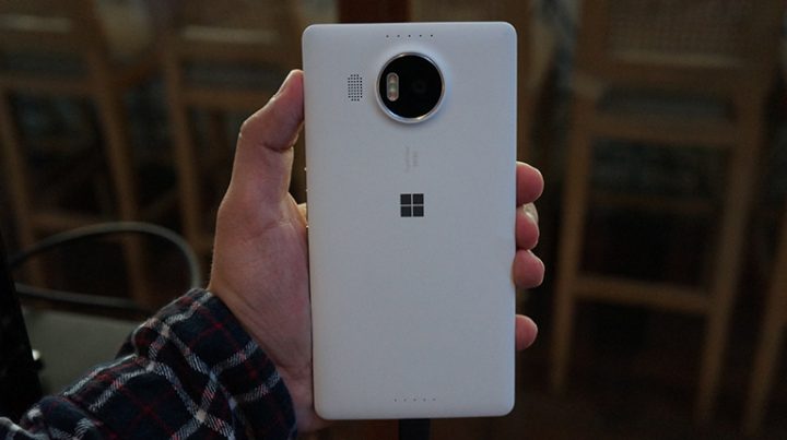 Lumia-950-XL-2