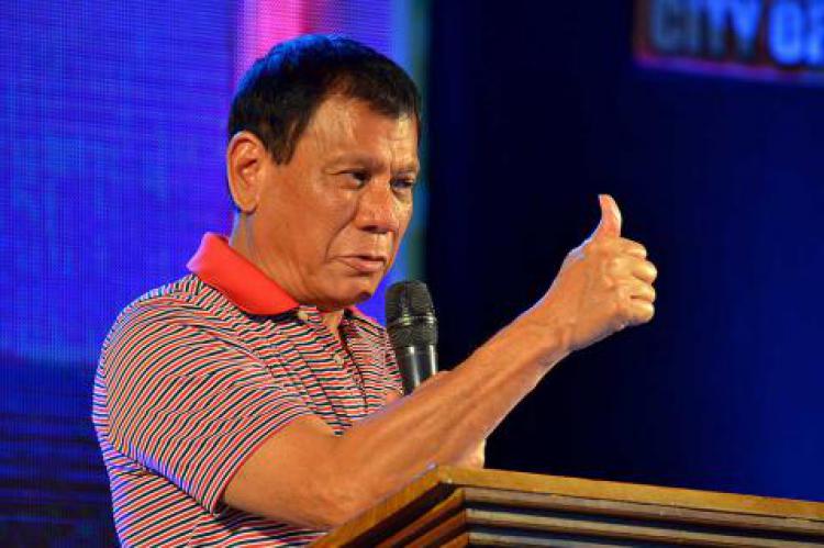 dutertethumbsup