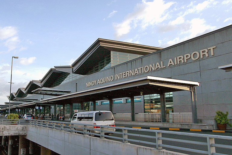 naia-terminal3