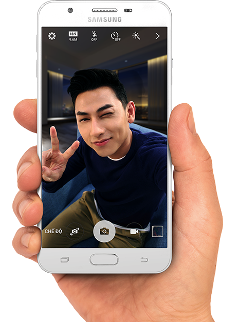 galaxy-j7-prime-selfie