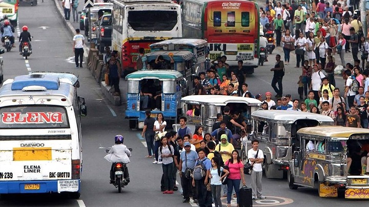 jeepney traffic • Davao City to use integrated bus system, phase out jeepneys