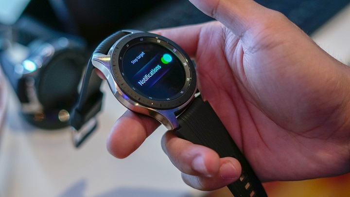 Galaxy watch 42mm on sale philippines