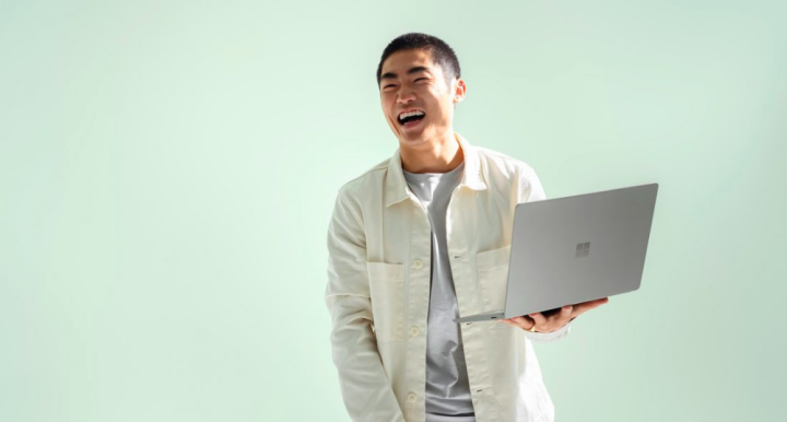 Surface Laptop Go 2