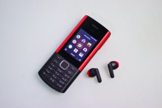 Nokia 5710 Xpressaudio (16)