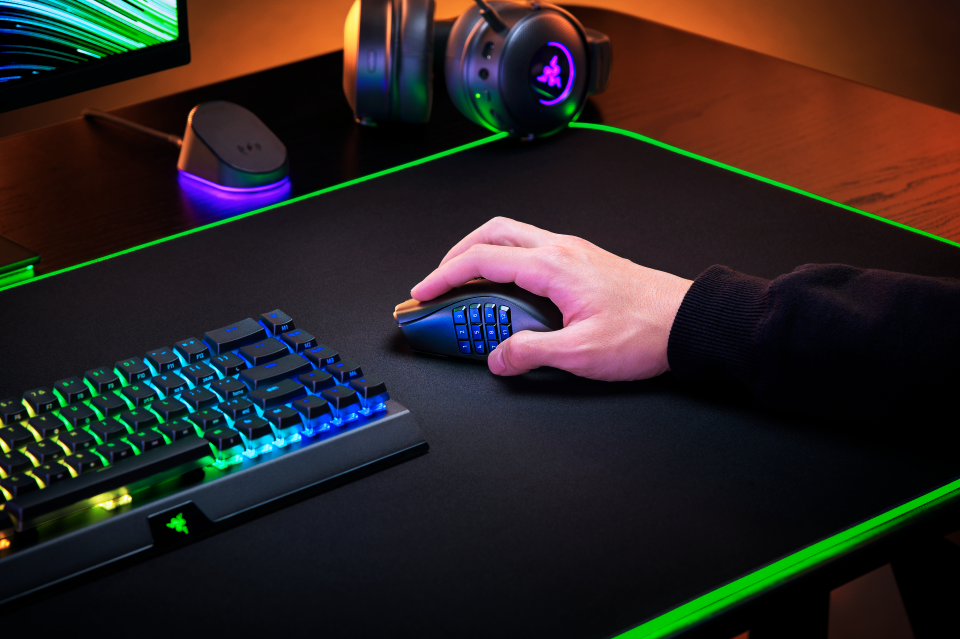 Razer Kv Naga V2 Pro