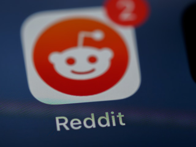 Reddit Unsplash