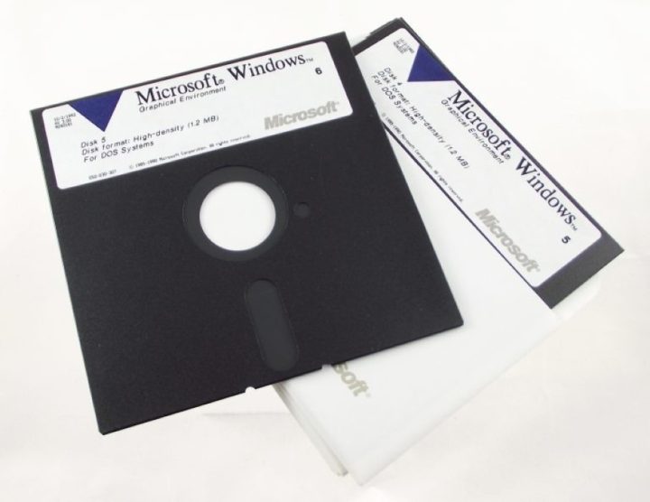 5.25 Inch Floppy Microsoft Windows (obsoletemedia.org) (custom)