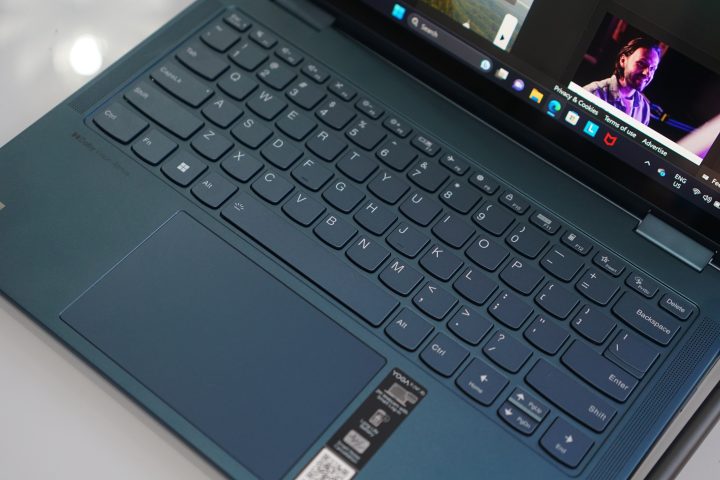 Lenovo Yoga 7 (44)