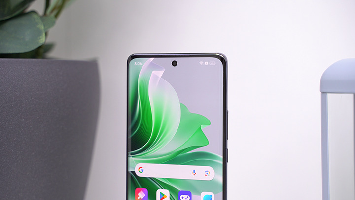 Oppo Reno11 5g Front Camera