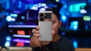 Realme Gt6 Silver