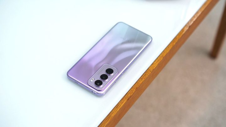 Oppo Reno12 Pro Vs Poco F6 Pro (13)